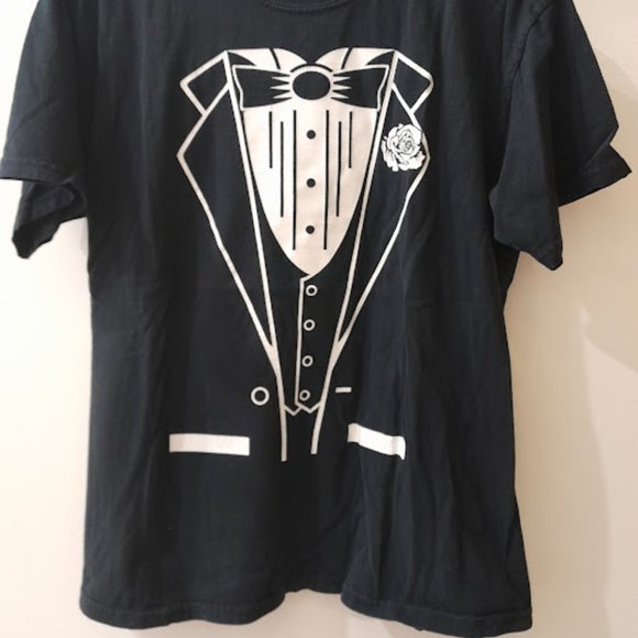 Tuxedo Tshirt-M - Picture 2 of 2